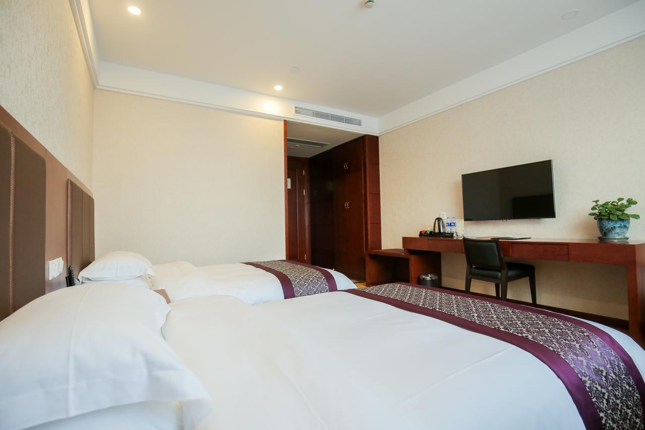 Xin Jue Jiayi Hotel Airport And International Resort Shanghai Bagian luar foto