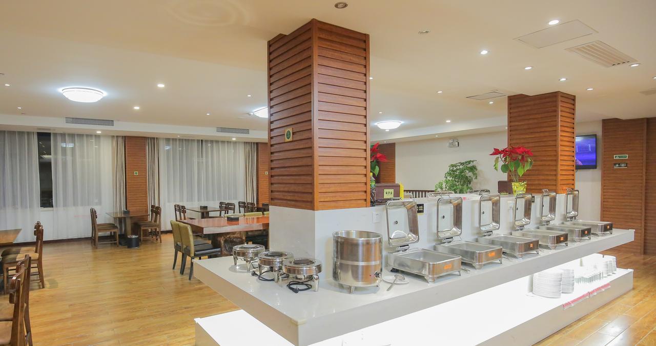 Xin Jue Jiayi Hotel Airport And International Resort Shanghai Bagian luar foto