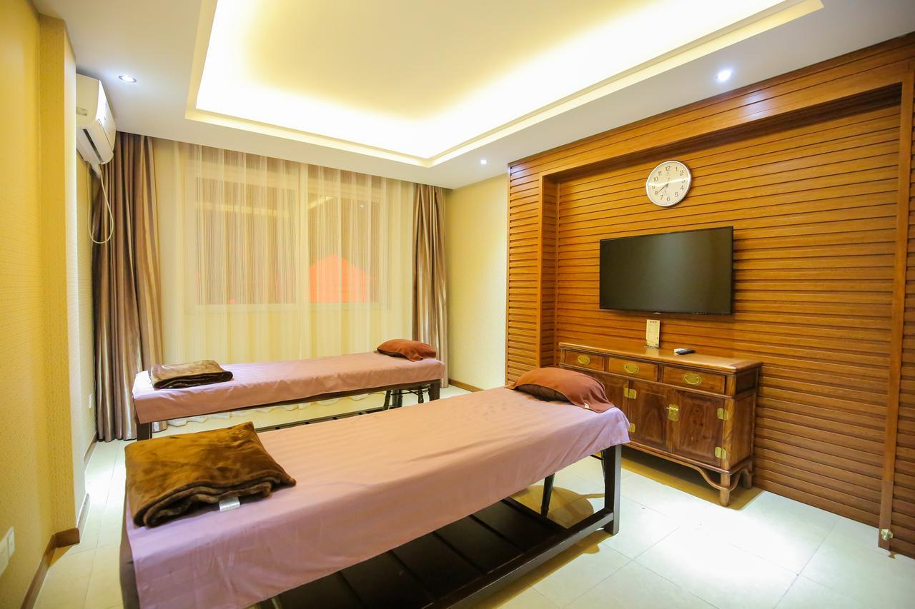 Xin Jue Jiayi Hotel Airport And International Resort Shanghai Bagian luar foto