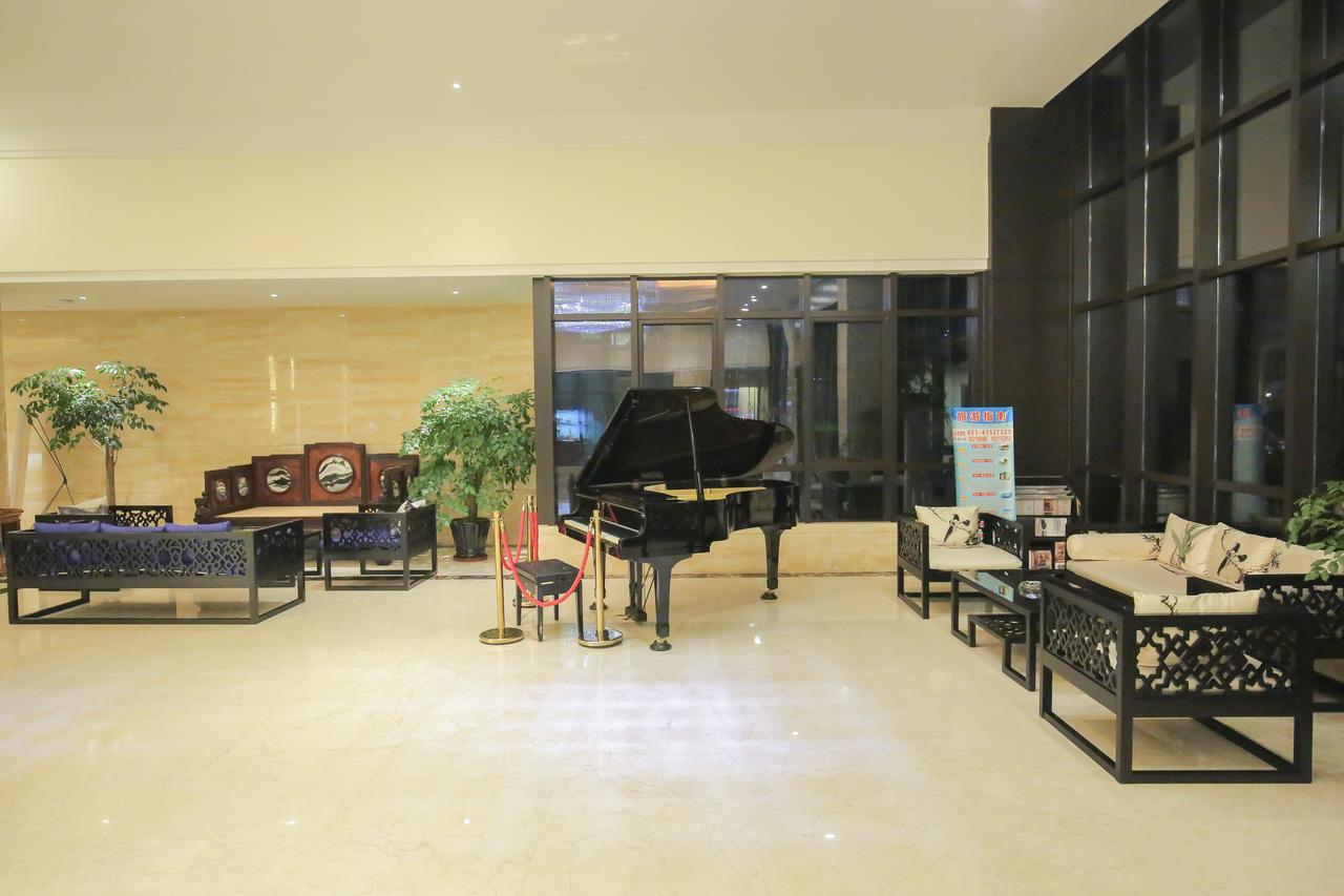 Xin Jue Jiayi Hotel Airport And International Resort Shanghai Bagian luar foto