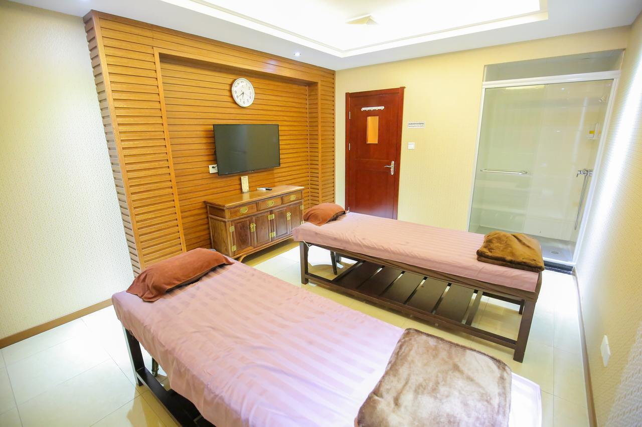 Xin Jue Jiayi Hotel Airport And International Resort Shanghai Bagian luar foto