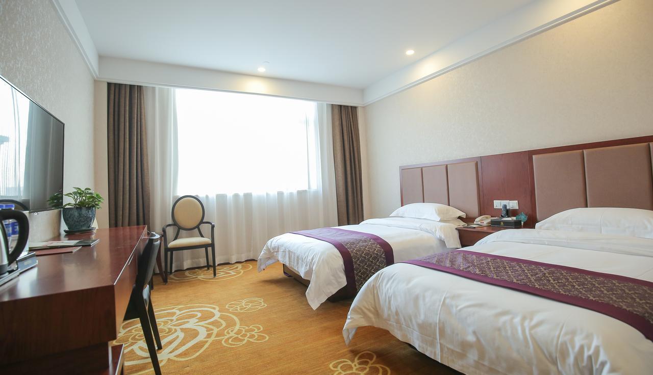 Xin Jue Jiayi Hotel Airport And International Resort Shanghai Bagian luar foto